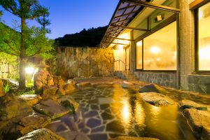 姉妹館「一の俣温泉観光ホテル」の露天風呂です。